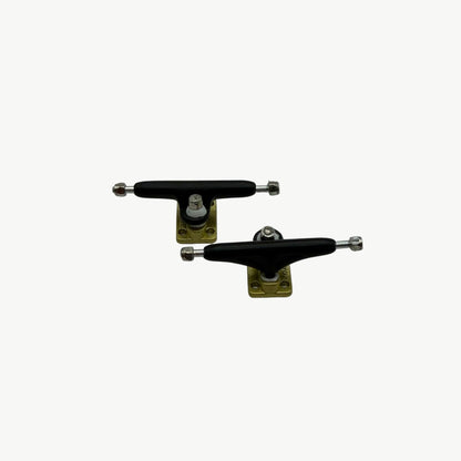 Trucks XOANA (pairs)