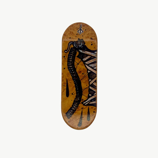 Sortilège Fingerboard Deck - bloodborne axe